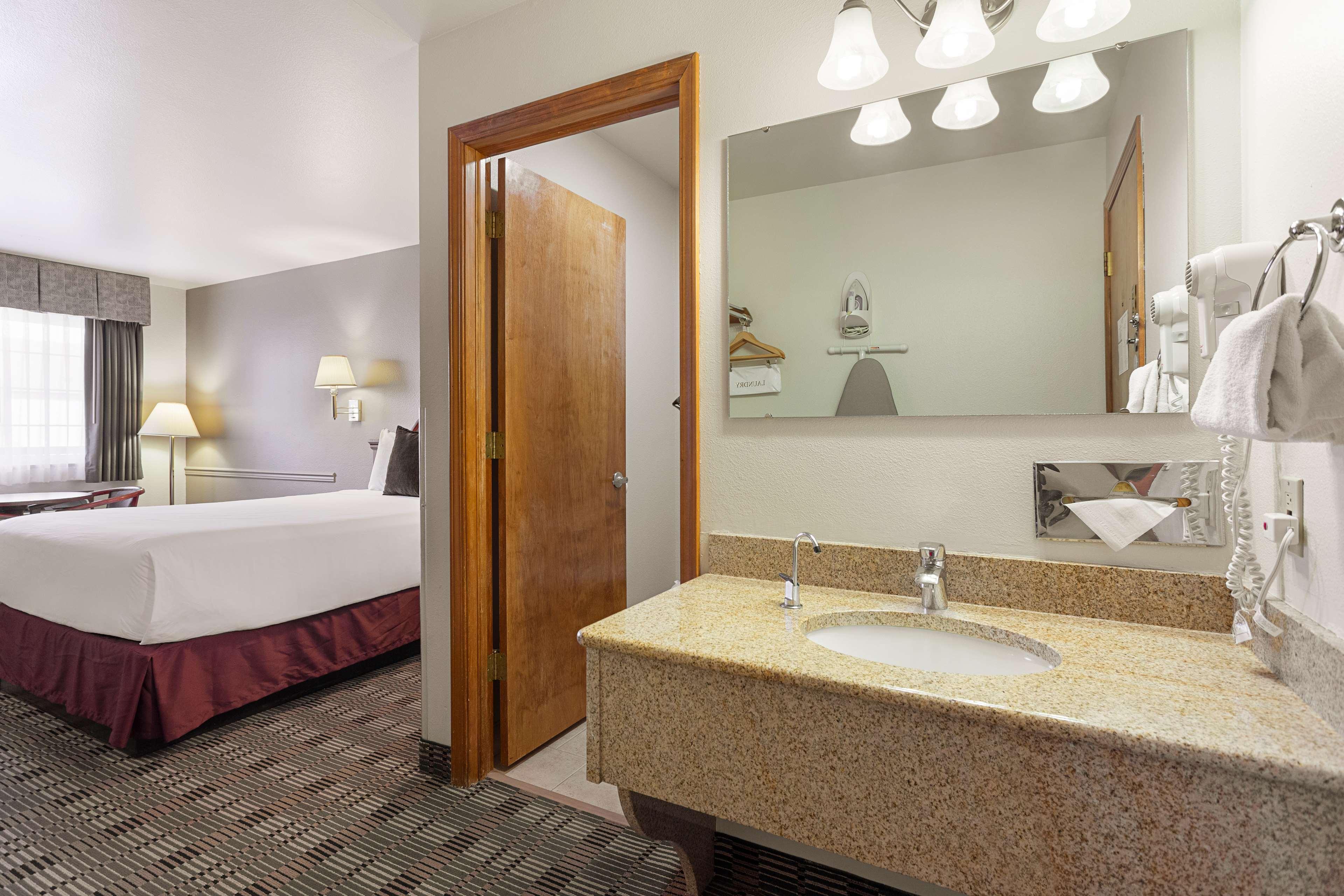 Americas Best Value Inn Burns Luaran gambar