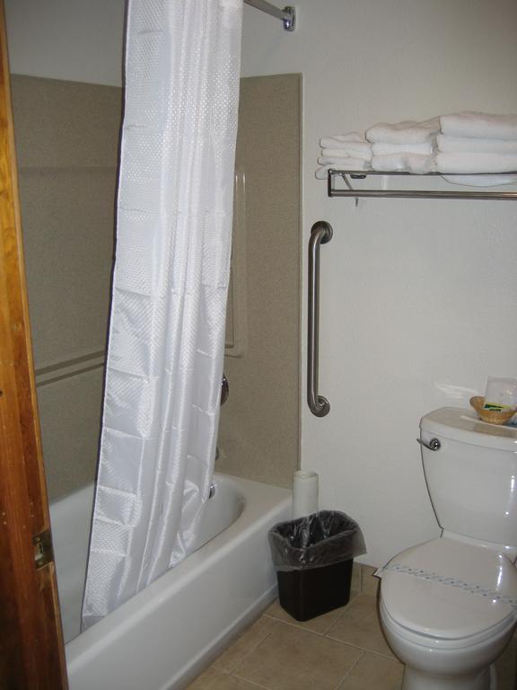 Americas Best Value Inn Burns Luaran gambar